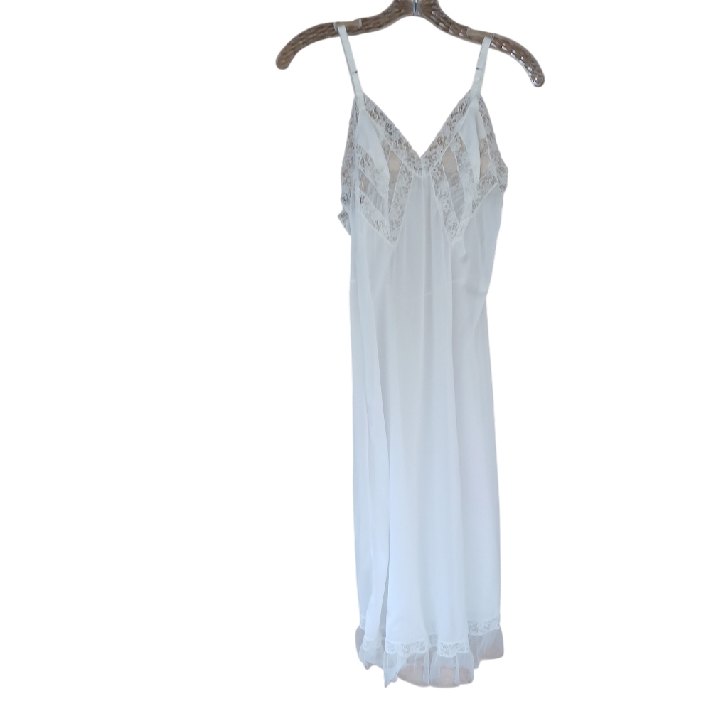 Untagged Vintage White Nylon Tulle Hem Midi Slip Small